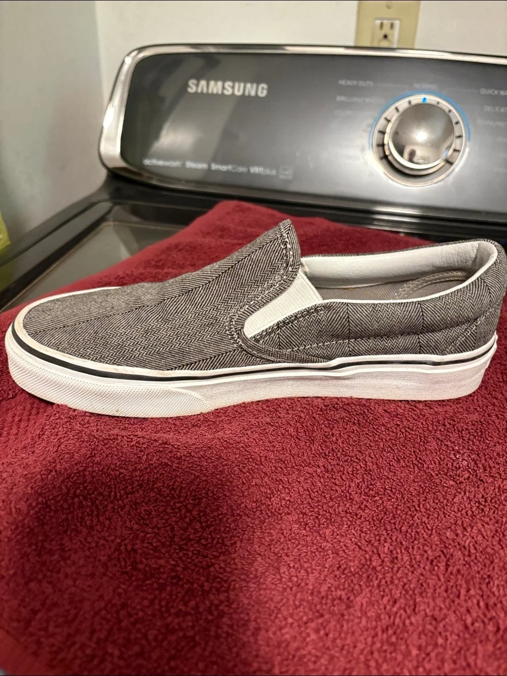 Vans Classic Slip Ons Herringbone Pattern Woman’s Sz 5.5